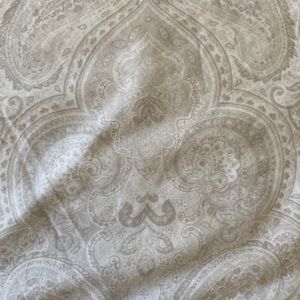Tahari Home Queen Pillow Cases 2 Paisley Grey